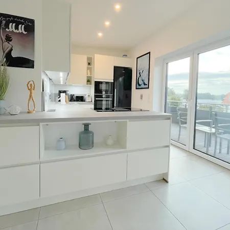 Strandstrasse 21 Achterwasserblick Apartmán Kolpinsee